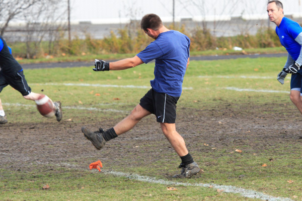 7180-2571-BMTFL-Championship-Photo-by-Ken-Scott-000-Nov08-2008