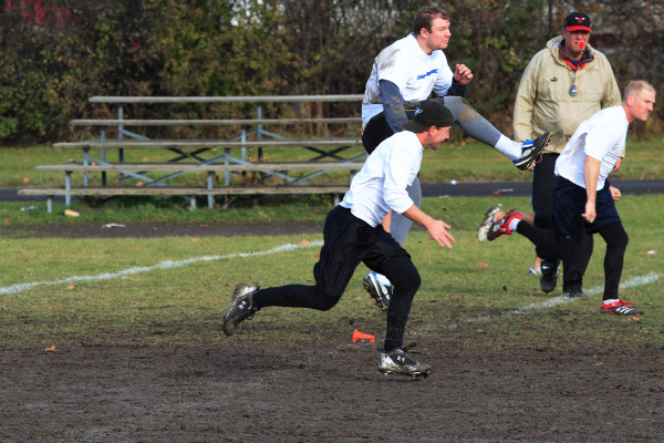 7180-2588-BMTFL-Championship-Photo-by-Ken-Scott-000-Nov08-2008