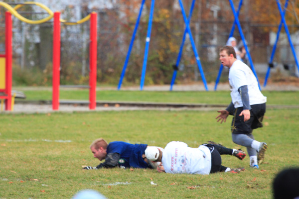 7180-2709-BMTFL-Championship-Photo-by-Ken-Scott-000-Nov08-2008