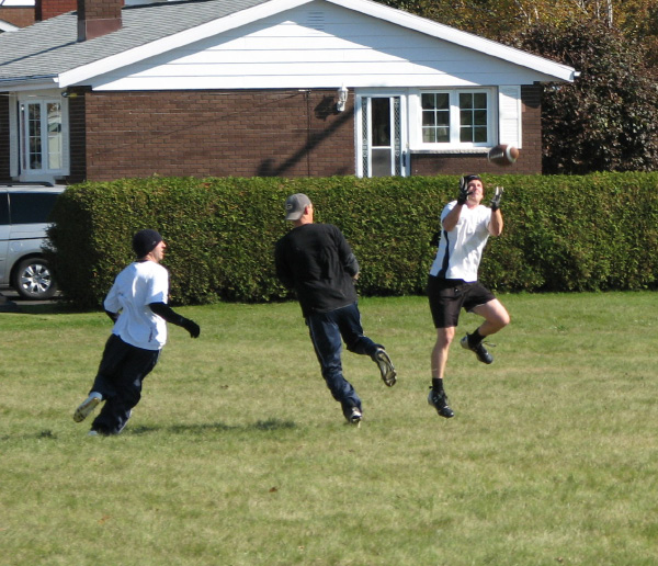 5102-BMTFL-BBQ-Day-00-oct18-2009