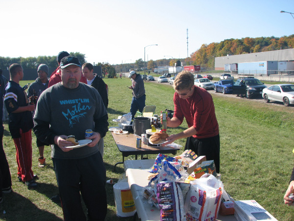 5117-BMTFL-BBQ-Day-00-oct18-2009