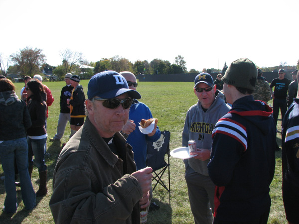 5118-BMTFL-BBQ-Day-00-oct18-2009