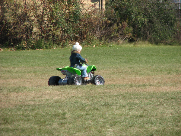 5129-BMTFL-BBQ-Day-00-oct18-2009