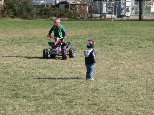 5133-BMTFL-BBQ-Day-00-oct18-2009