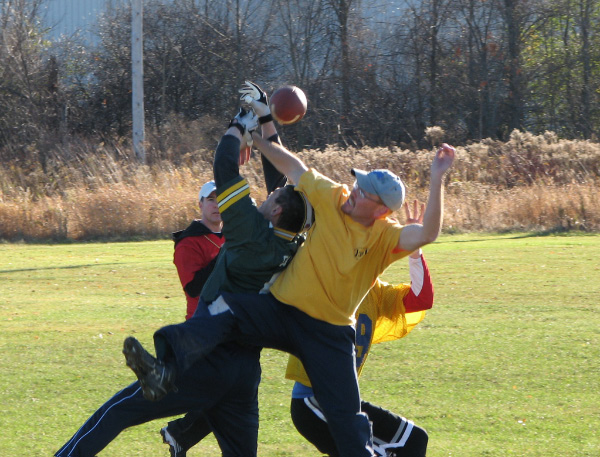 5580-BMTFL-Playoffs-week-1-00-nov01-2009