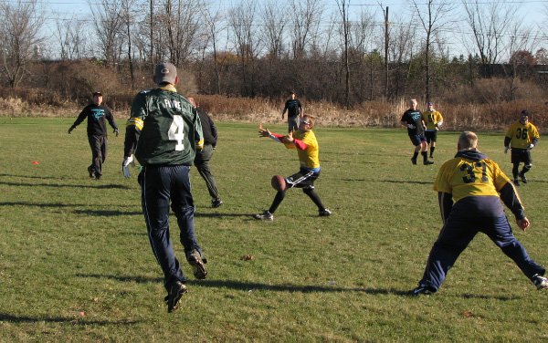 5602-BMTFL-Playoffs-week-1-00-nov01-2009