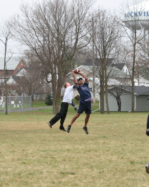 5919-BMTFL-Championship-Day-Games-00-nov14-2009