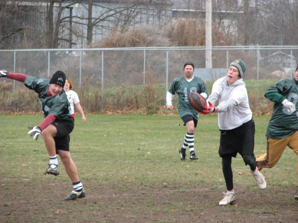 5967-BMTFL-Championship-Day-Games-00-nov14-2009